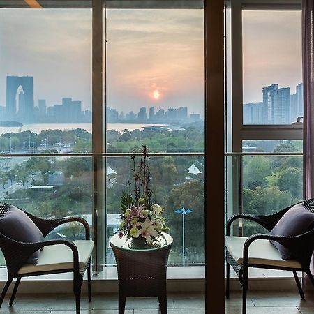 Novotel Jinji Lake Suzhou Sip Экстерьер фото